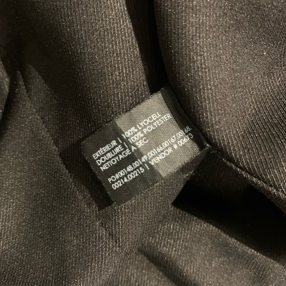 CLUB MONACO - Whitney Vest - Picture 4 of 9